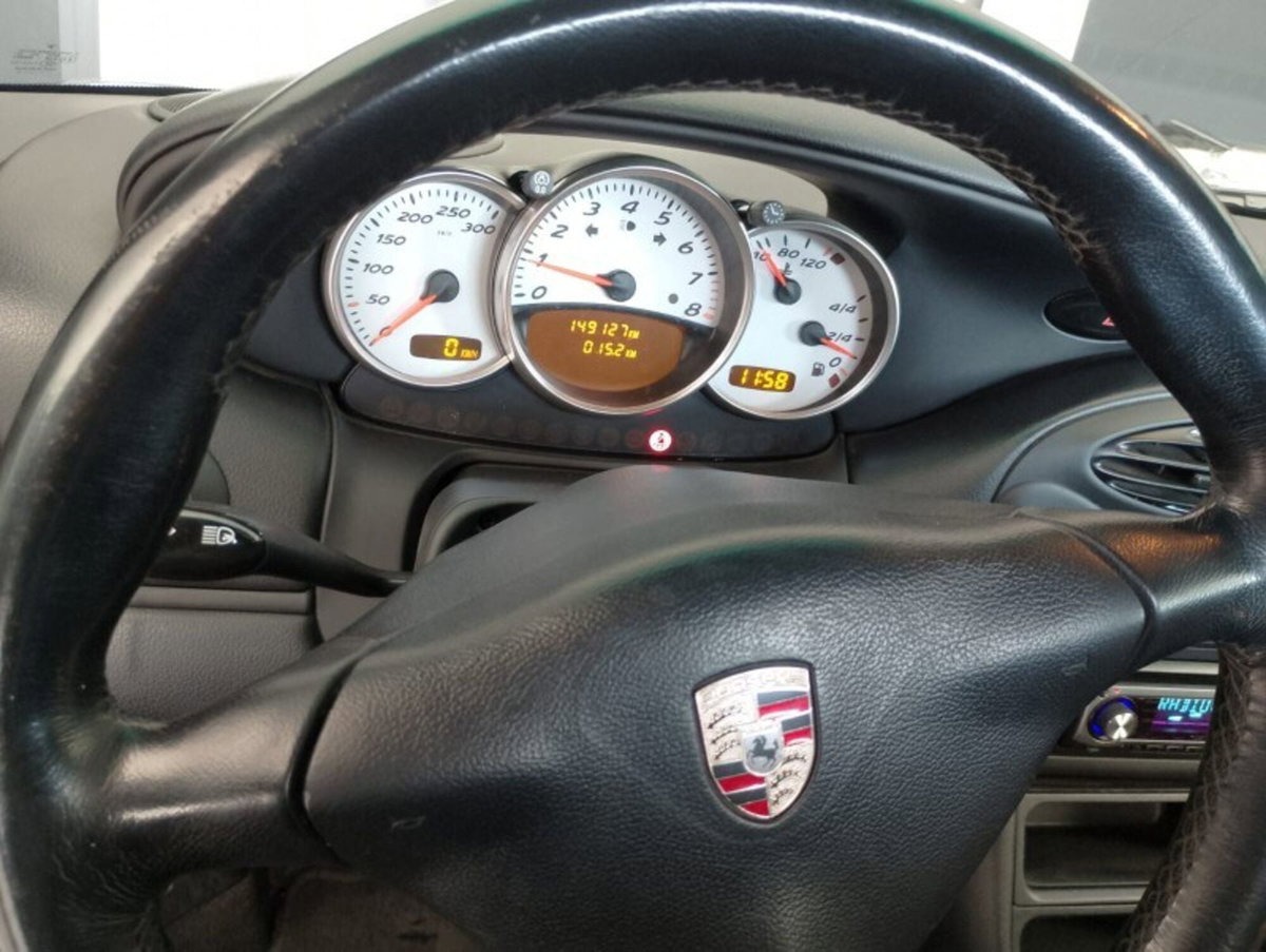 Porsche Boxster 3.2i 24V cat S (16)