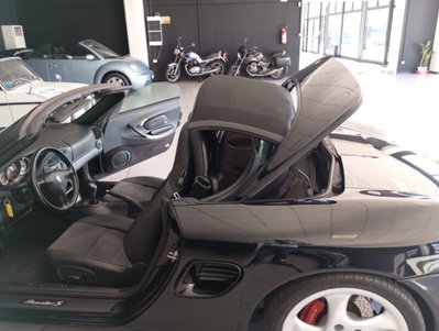 Porsche Boxster 3.2i 24V cat S (7)