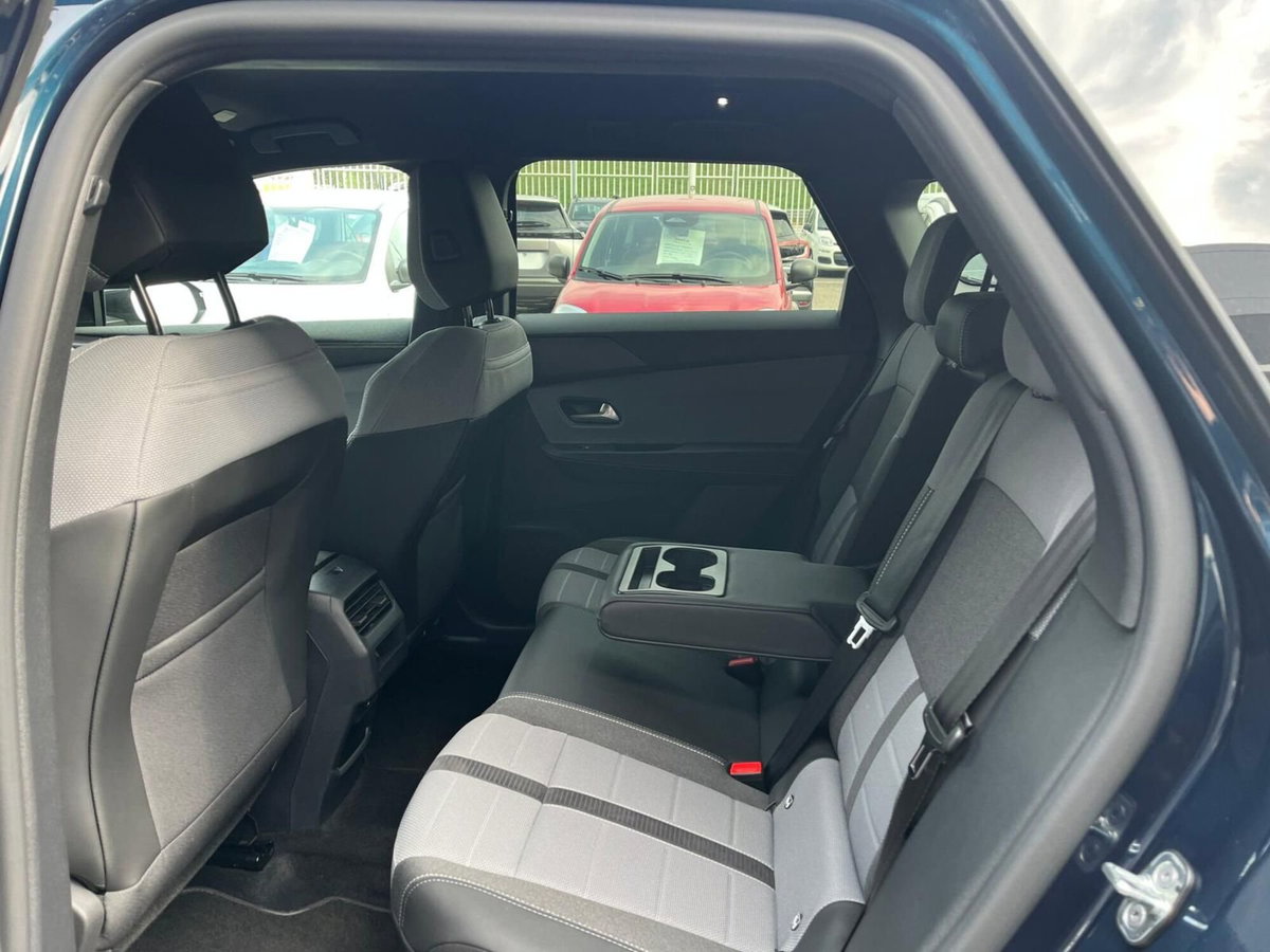 Opel Grandland 1.2 hybrid GS 145cv e-dcs6 (17)