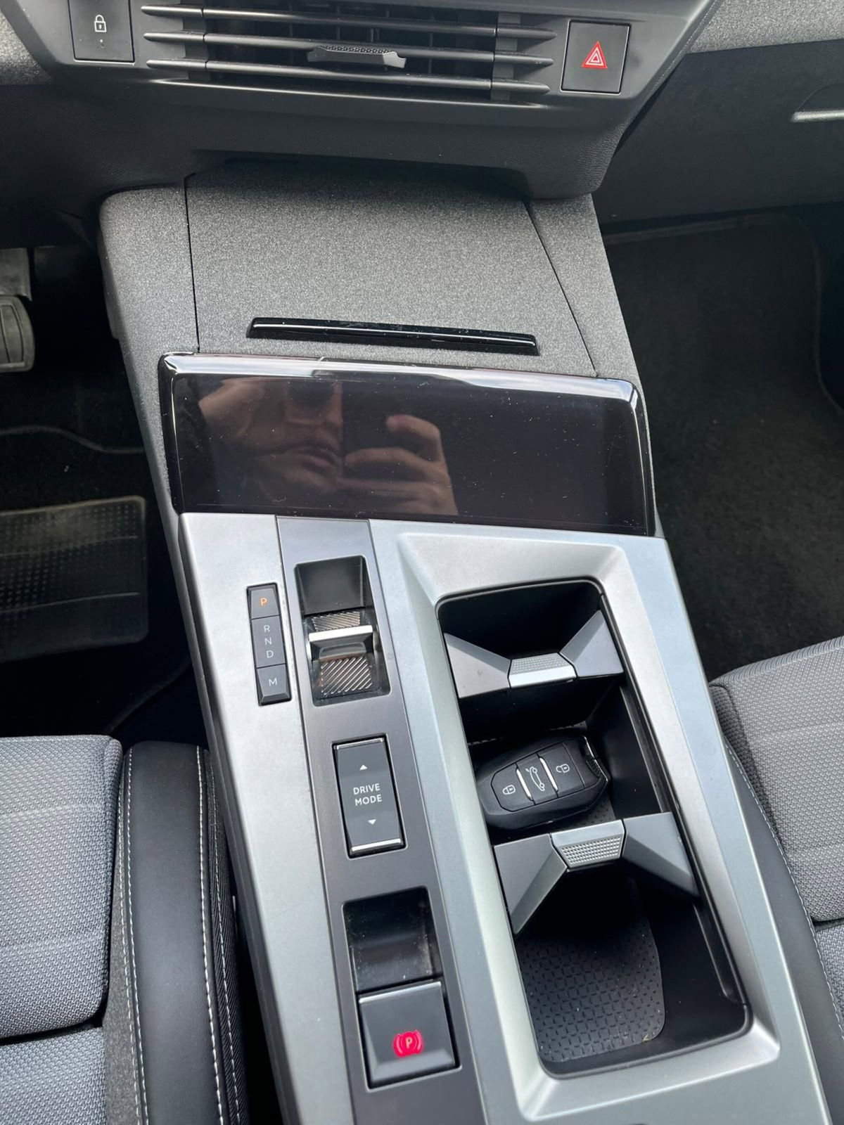 Opel Grandland 1.2 hybrid GS 145cv e-dcs6 (19)