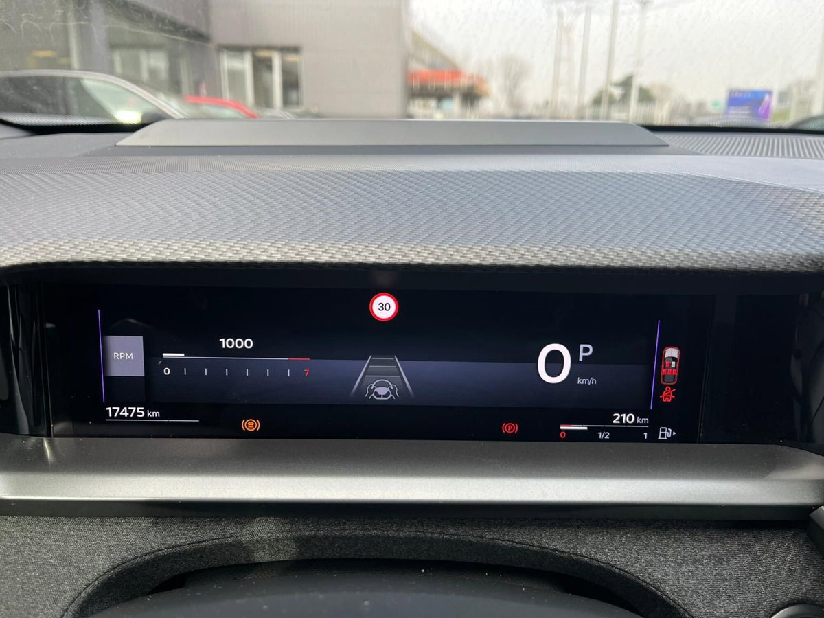 Opel Grandland 1.2 hybrid GS 145cv e-dcs6 (20)