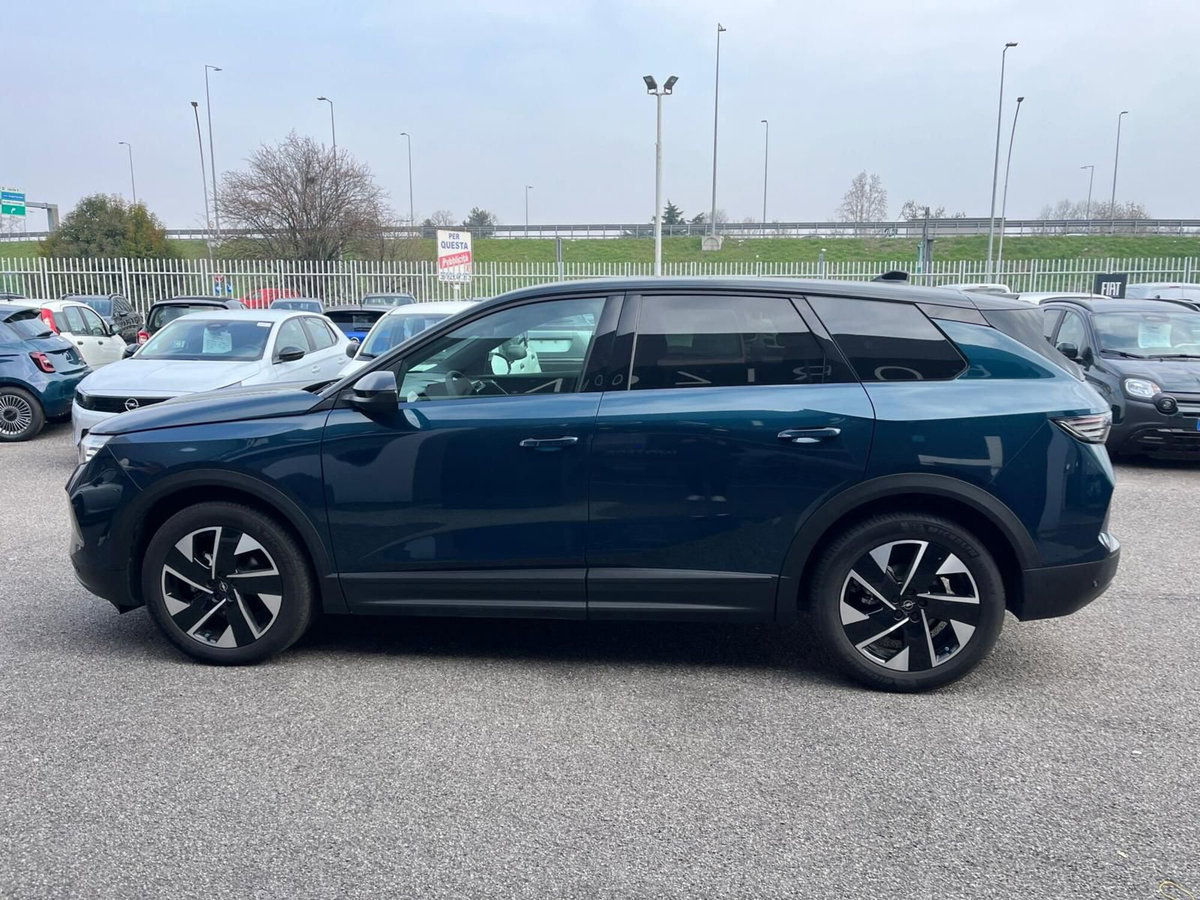 Opel Grandland 1.2 hybrid GS 145cv e-dcs6 (4)