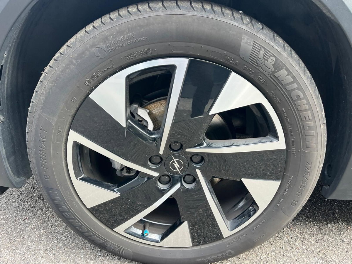Opel Grandland 1.2 hybrid GS 145cv e-dcs6 (7)