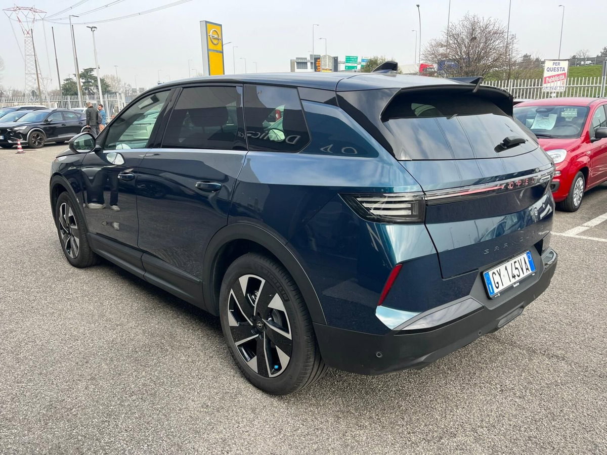 Opel Grandland 1.2 hybrid GS 145cv e-dcs6 (9)