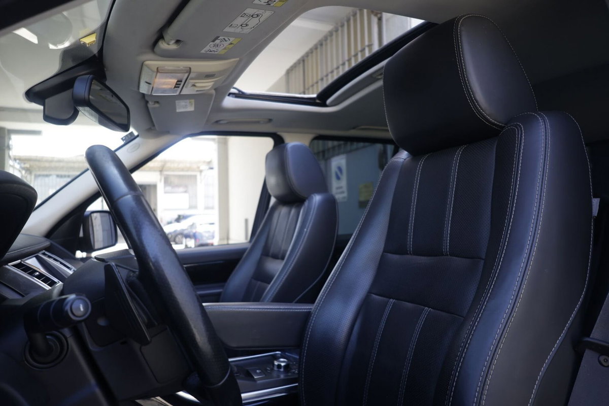 Land Rover Range Rover Sport 3.0 SDV6 HSE (17)