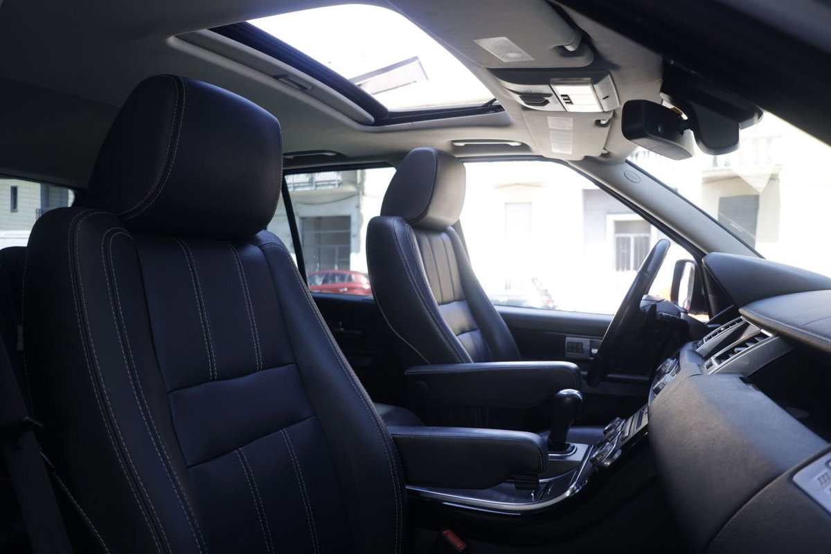 Land Rover Range Rover Sport 3.0 SDV6 HSE (6)