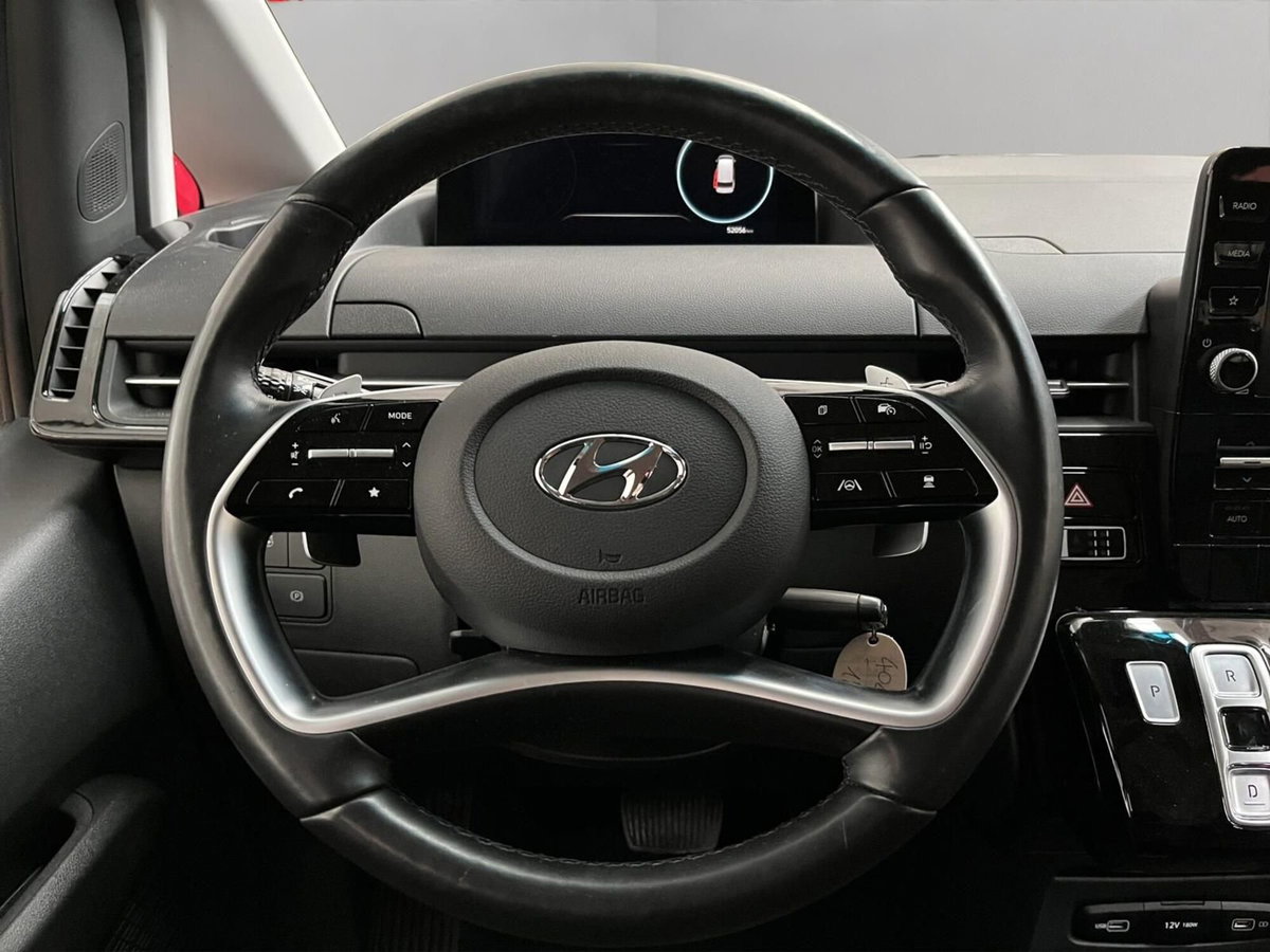 Hyundai Staria 2.2 awd auto (12)