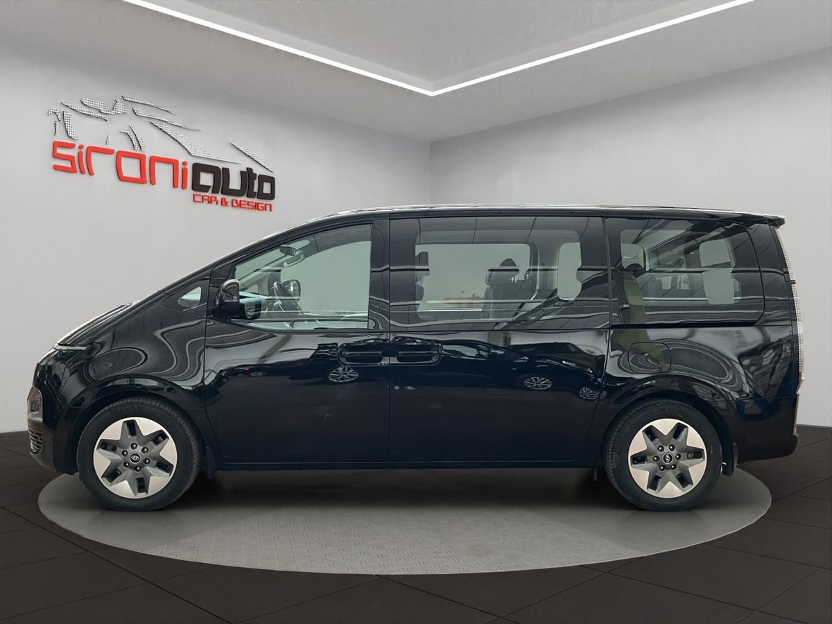 Hyundai Staria 2.2 awd auto (3)