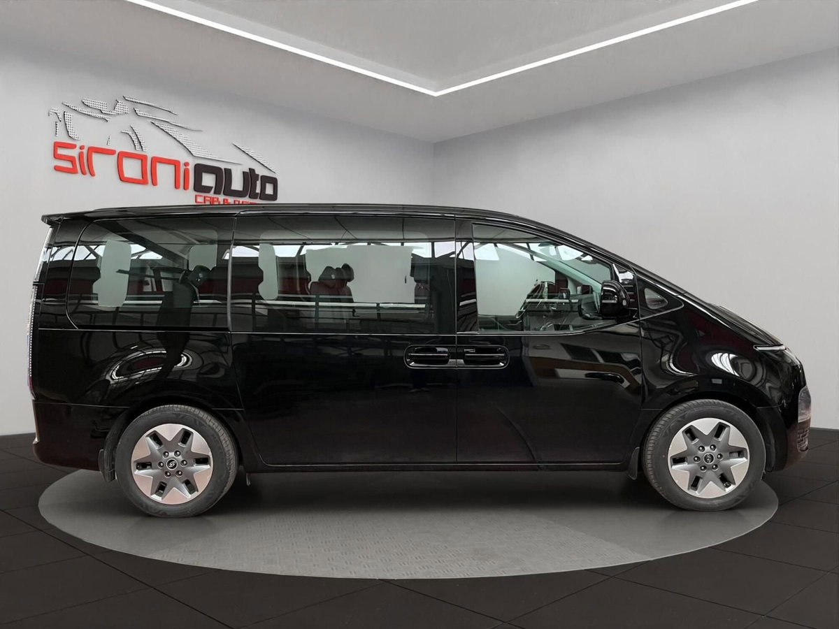Hyundai Staria 2.2 awd auto (9)