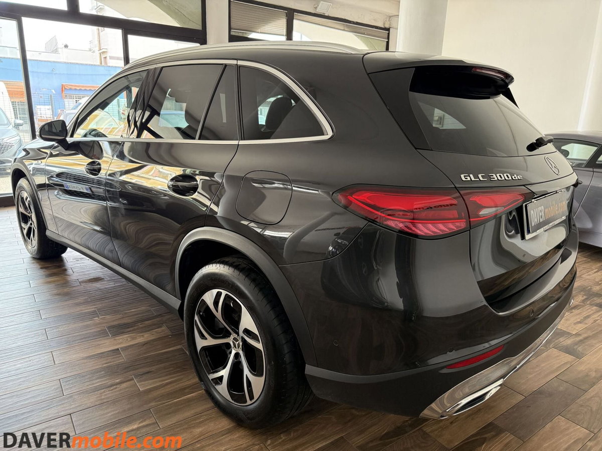 Mercedes-Benz GLC Coupé 300 d AMG Line Advanced Plus 4matic auto (4)