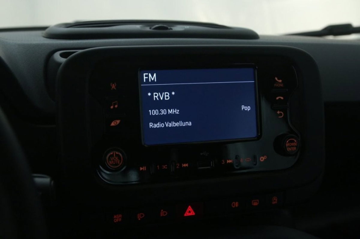 Fiat Panda 1.0 FireFly S&S Hybrid City Cross (15)