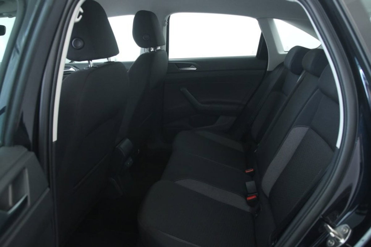 Volkswagen Taigo 1.0 TSI 110 CV Life (8)