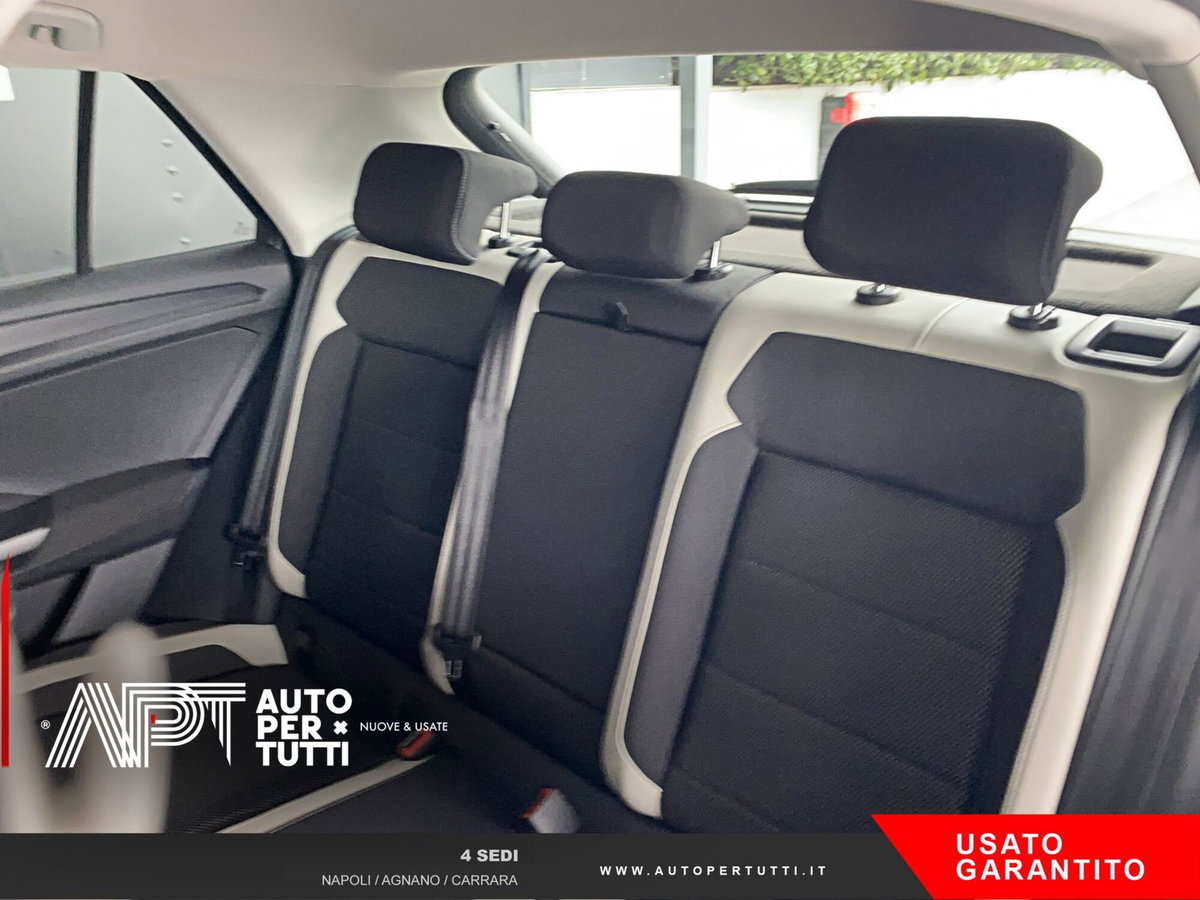 Volkswagen T-Roc 2.0 tdi R-Line 4motion 150cv dsg (14)