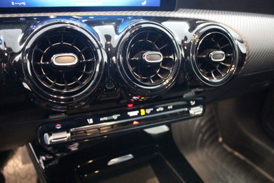 Mercedes-Benz Classe A 180 d Automatic Sport (15)