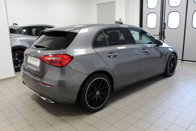 Mercedes-Benz Classe A 180 d Automatic Sport (4)