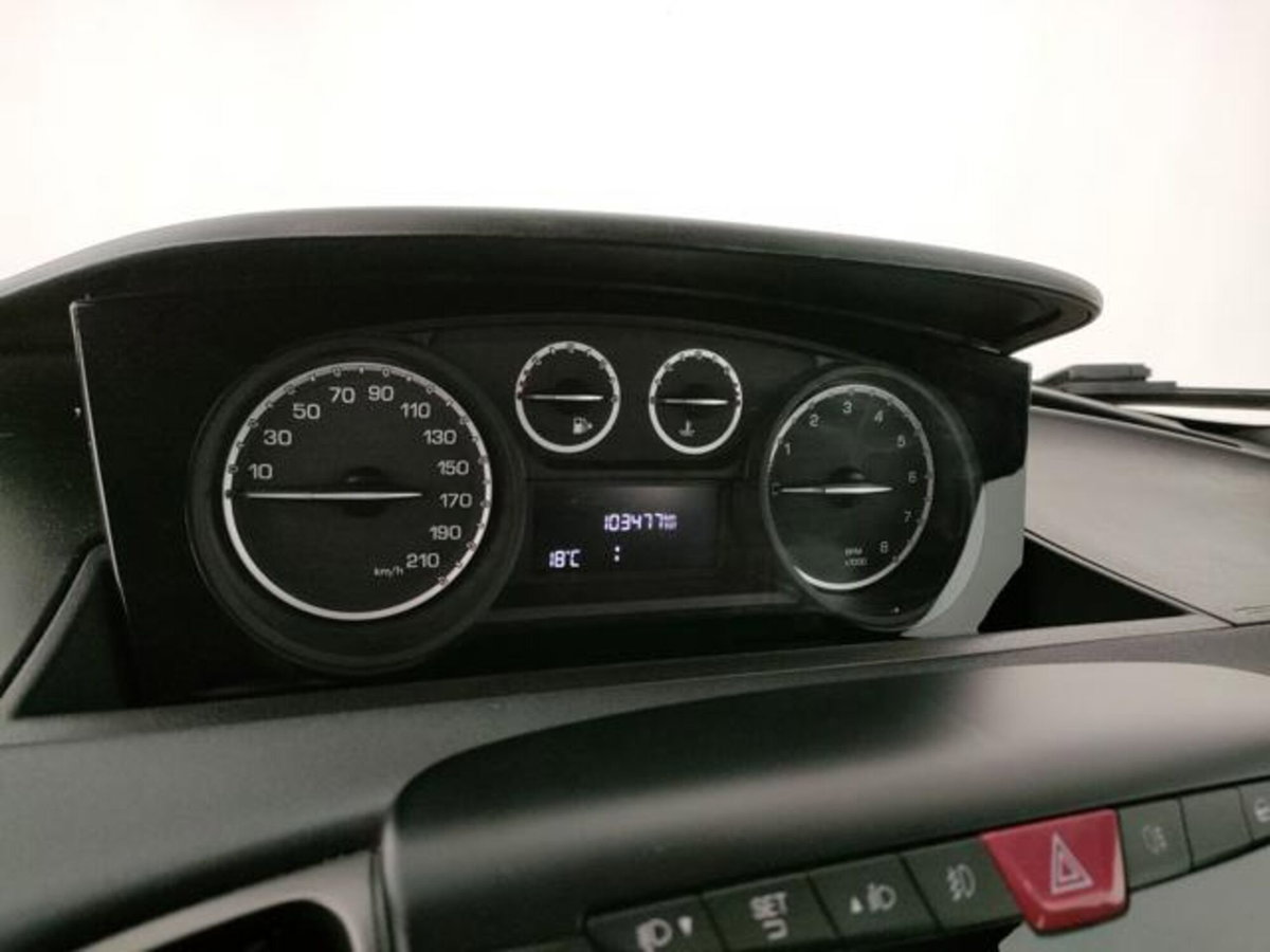 Lancia Ypsilon 1.2 69 CV 5 porte Elefantino (12)
