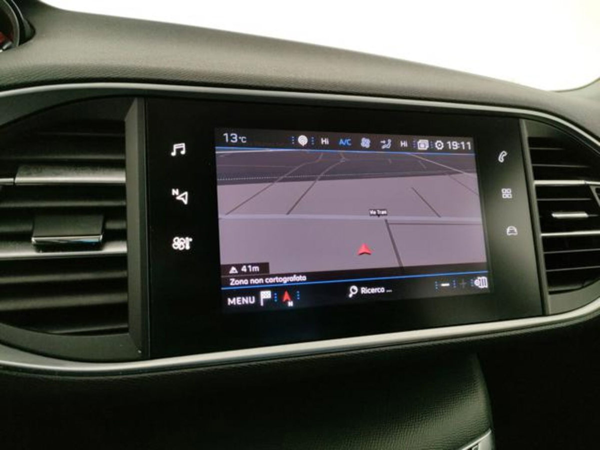 Peugeot 308 SW BlueHDi 130 S&S EAT6 Allure (10)