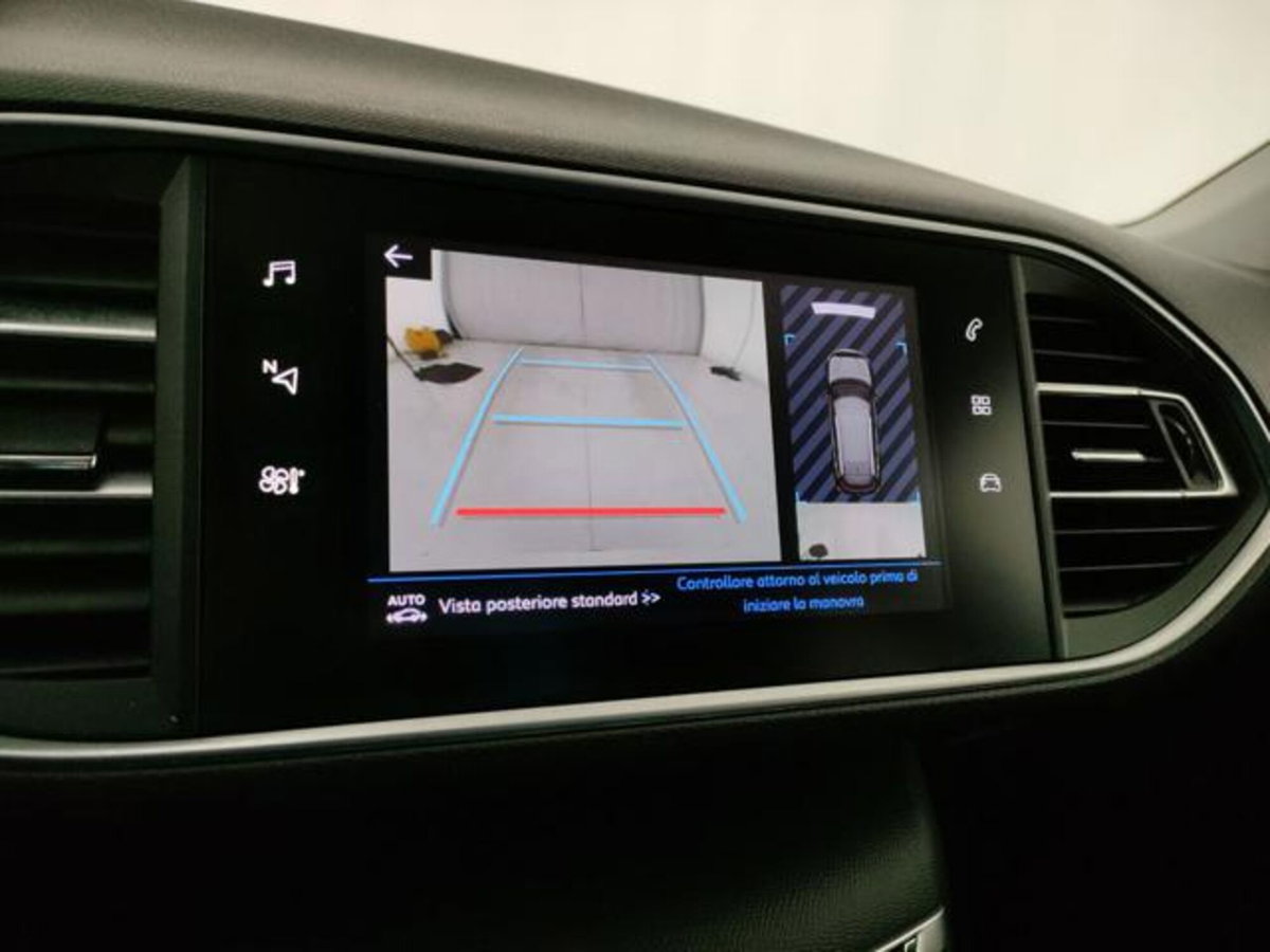 Peugeot 308 SW BlueHDi 130 S&S EAT6 Allure (11)