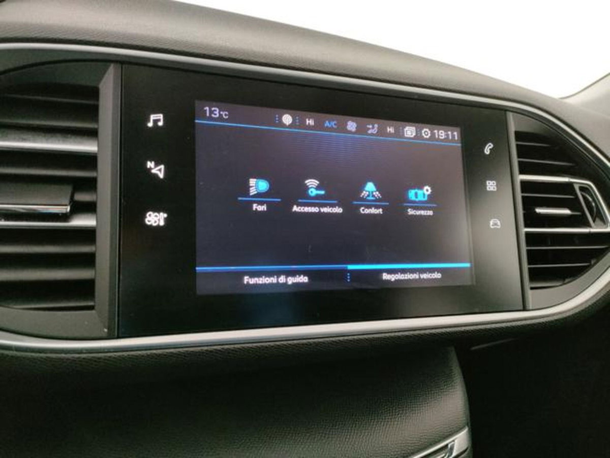 Peugeot 308 SW BlueHDi 130 S&S EAT6 Allure (13)
