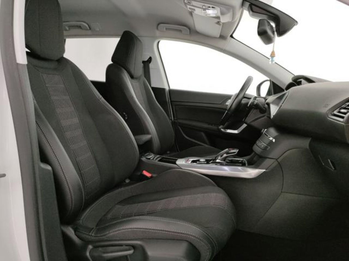 Peugeot 308 SW BlueHDi 130 S&S EAT6 Allure (7)