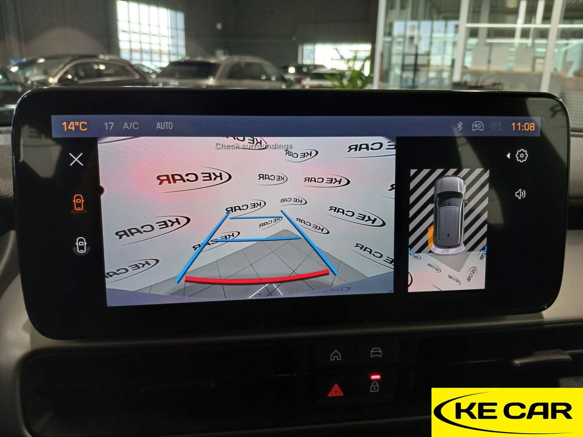 Jeep Avenger 1.2 turbo e-hybrid mhev Upland 4xe 145cv edct6 (11)
