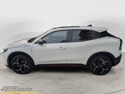 Alfa Romeo Junior 1.2 ibrida Speciale 145cv edct6 (4)