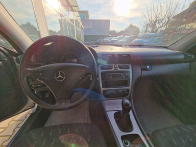 Mercedes-Benz Classe C Coupé 220 CDI cat Sportcoupé Classic (12)