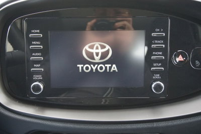 Toyota Aygo X 1.0 VVT-i 72 CV 5 porte Limited S-CVT (14)
