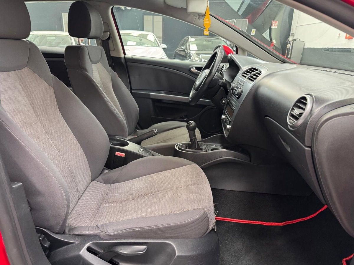 SEAT Leon 1.6 TDI CR DPF DSG Style (11)
