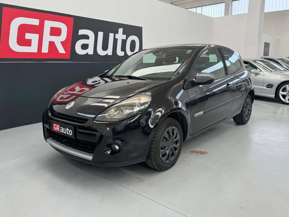 Renault Clio 1.2 16V TCE 100CV 3 porte Luxe (2)