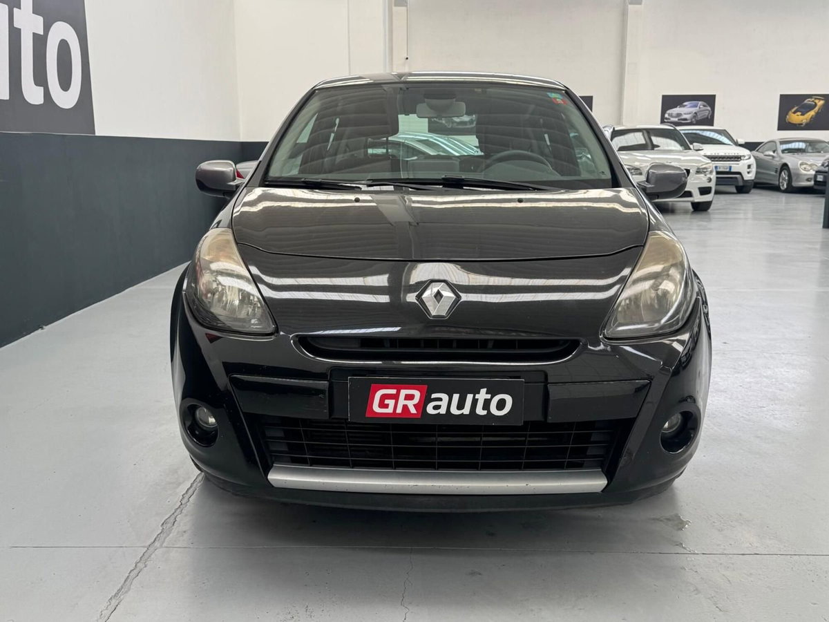 Renault Clio 1.2 16V TCE 100CV 3 porte Luxe (3)