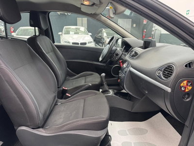 Renault Clio 1.2 16V TCE 100CV 3 porte Luxe (5)