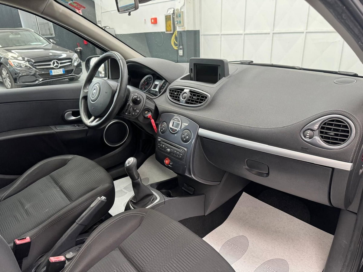 Renault Clio 1.2 16V TCE 100CV 3 porte Luxe (6)