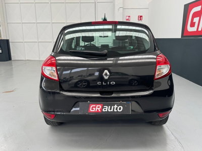 Renault Clio 1.2 16V TCE 100CV 3 porte Luxe (9)