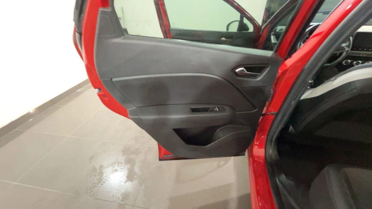 Renault Captur TCe 90 CV Intens (19)