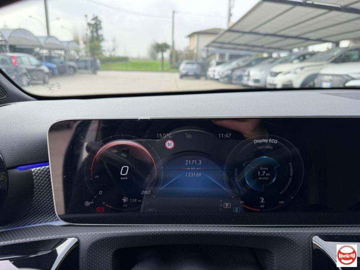 Mercedes-Benz Classe A 180 d Sport (18)