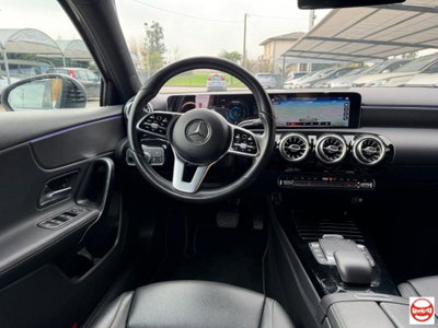 Mercedes-Benz Classe A 180 d Sport (9)