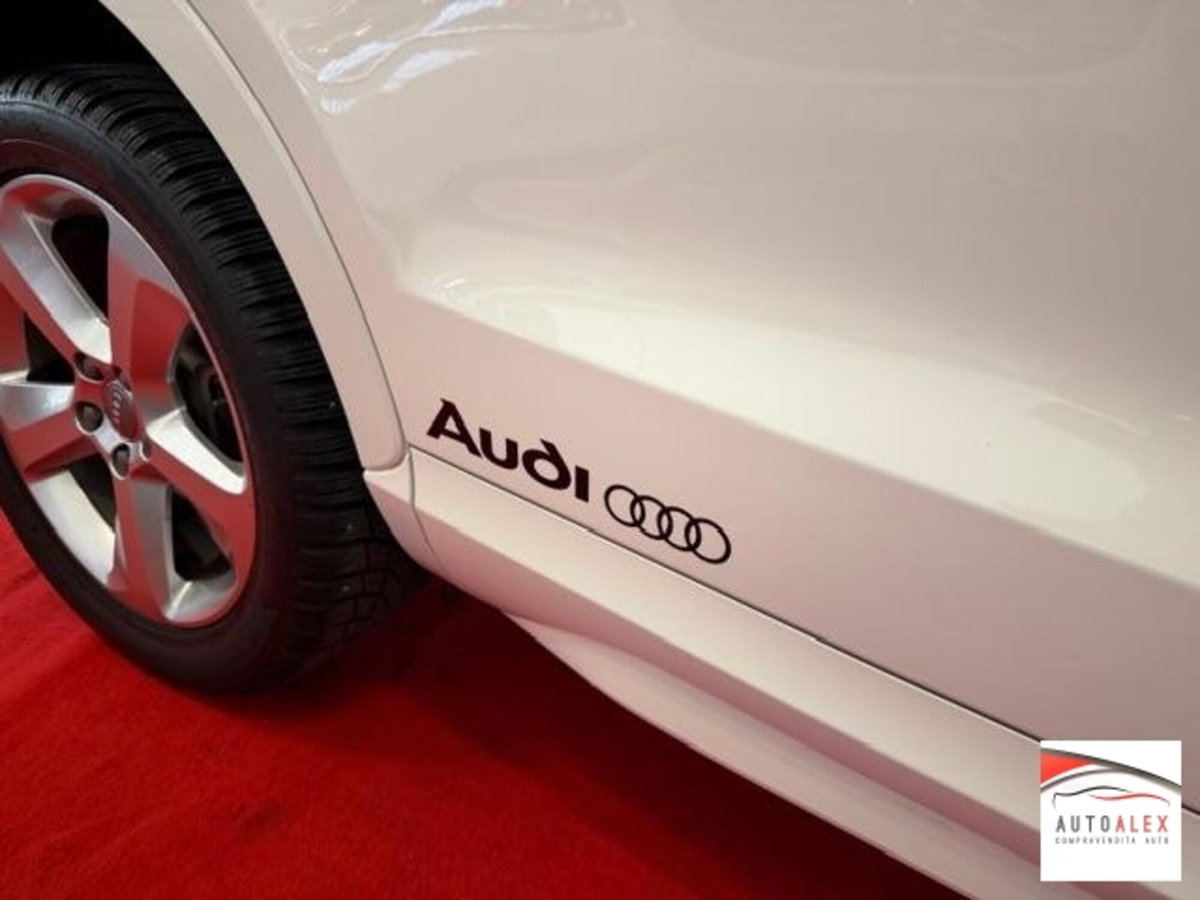 Audi Q3 2.0 TDI 150 CV quattro Sport (13)