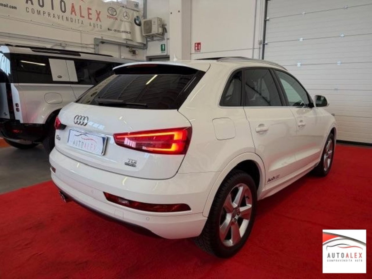 Audi Q3 2.0 TDI 150 CV quattro Sport (4)