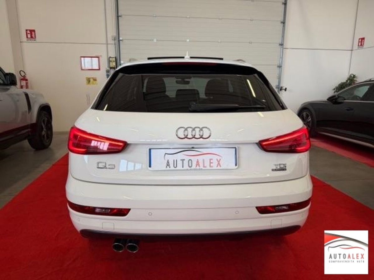 Audi Q3 2.0 TDI 150 CV quattro Sport (5)
