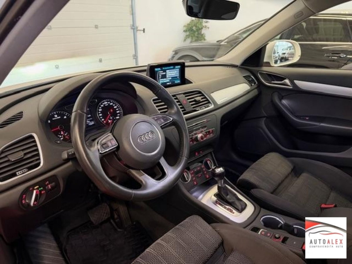Audi Q3 2.0 TDI 150 CV quattro Sport (7)