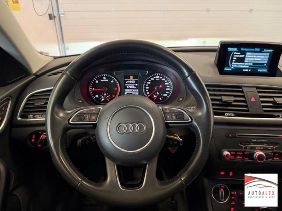Audi Q3 2.0 TDI 150 CV quattro Sport (9)