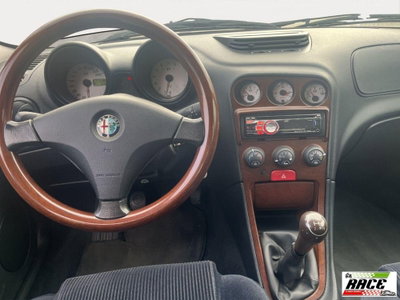 Alfa Romeo 156 2.0i 16V Twin Spark cat Distinctive (13)