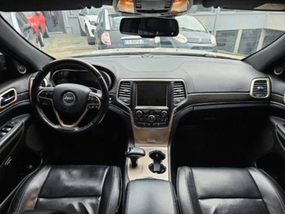 Jeep Grand Cherokee 3.0 V6 CRD 250 CV Multijet II Overland (9)
