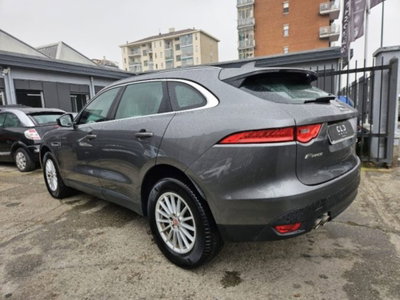 Jaguar F-Pace 2.0 D 180 CV AWD aut. Pure (6)