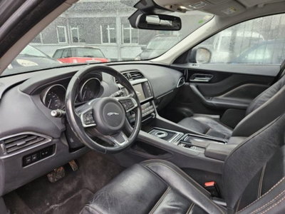 Jaguar F-Pace 2.0 D 180 CV AWD aut. Pure (7)
