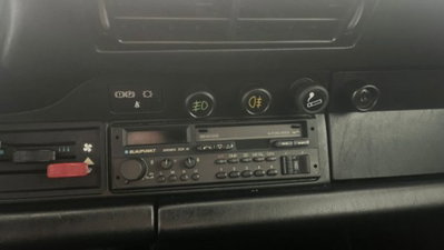 Porsche 911 Cabrio Carrera 3.2 (12)