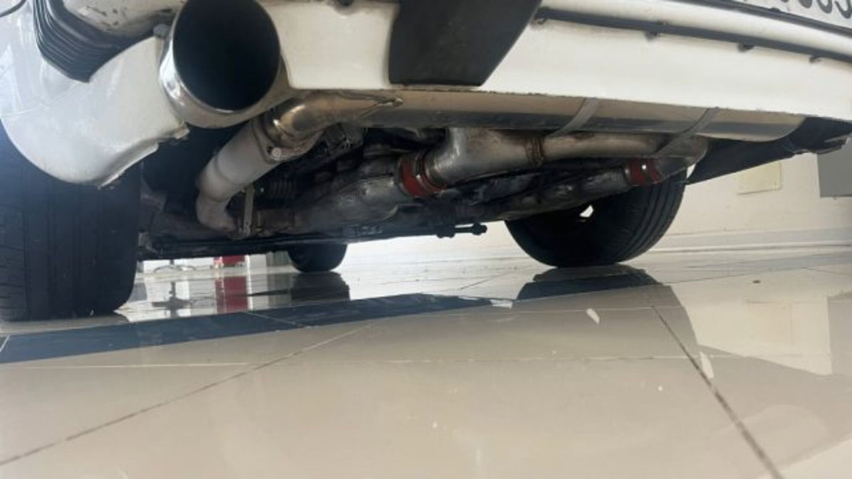 Porsche 911 Cabrio Carrera 3.2 (17)