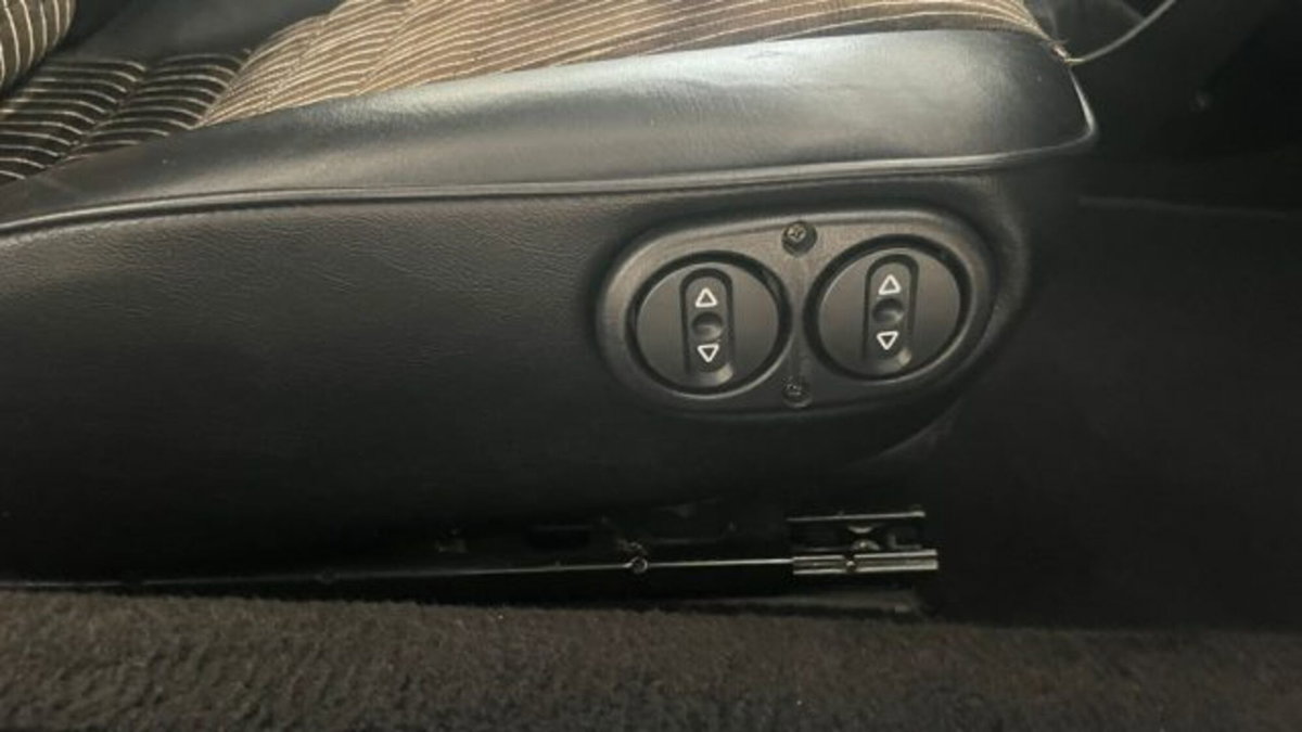 Porsche 911 Cabrio Carrera 3.2 (19)