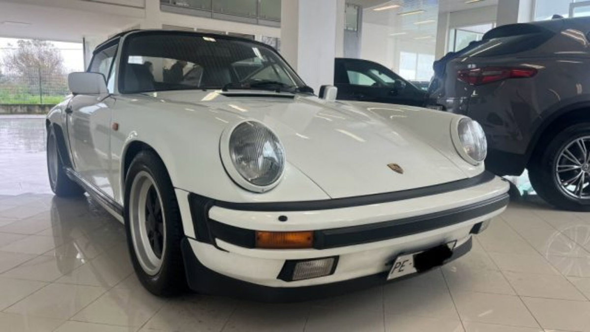 Porsche 911 Cabrio Carrera 3.2 (2)